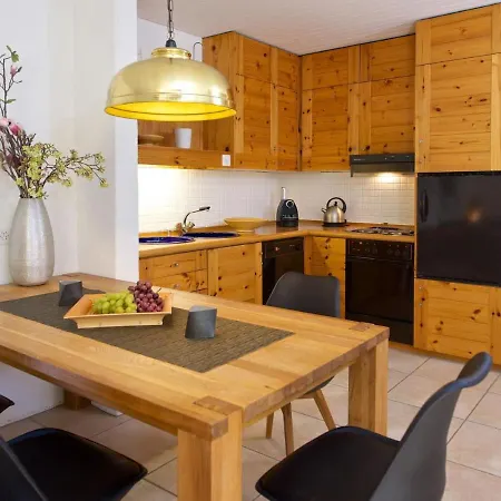 Апартаменты Schweizerhof 402